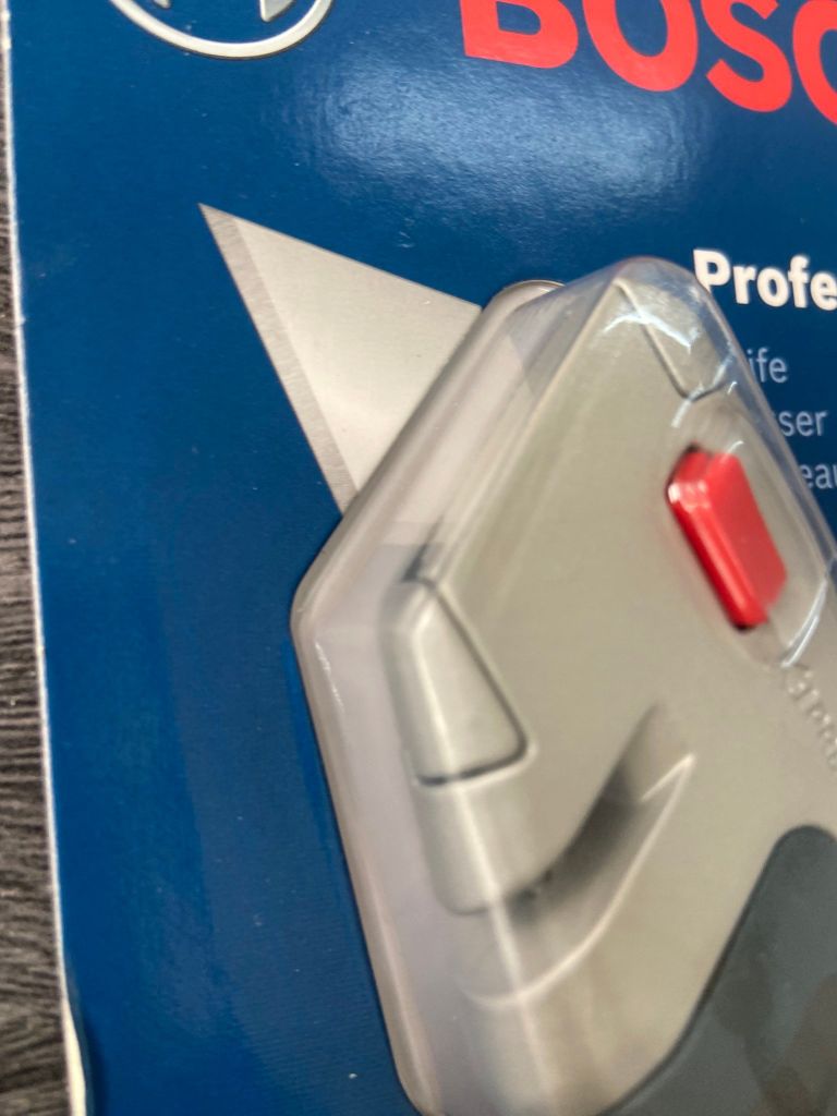 Dao cắt đa năng Bosch 1600A01V3H