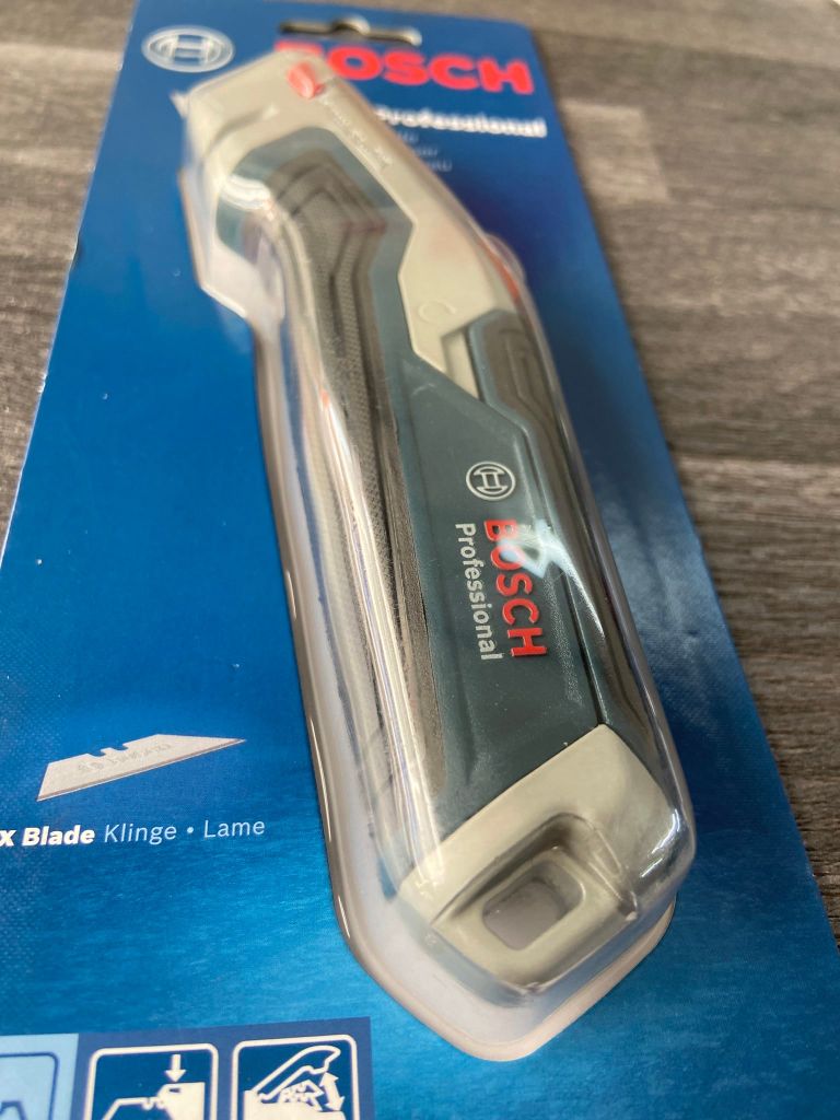 Dao cắt đa năng Bosch 1600A01V3H