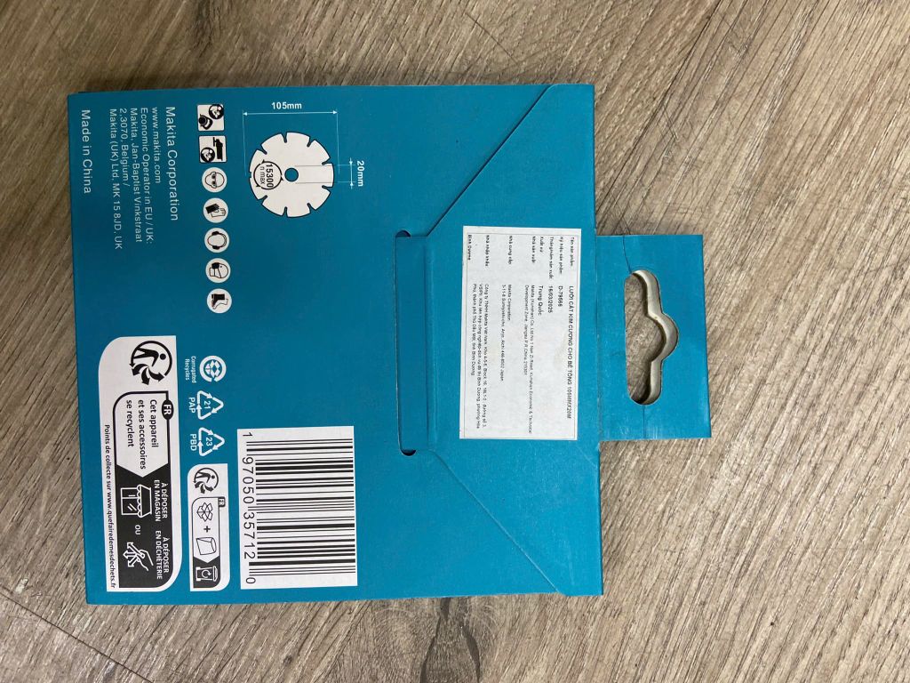 LƯỠI CẮT KIM CƯƠNG CHO BÊ TÔNG 105MMX20MM Makita D-79566