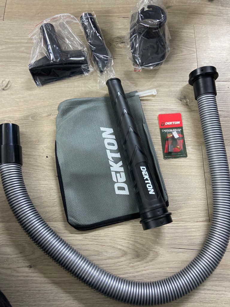 Máy thổi và hút bụi điện Dekton DK-EB950 Công suất 950W