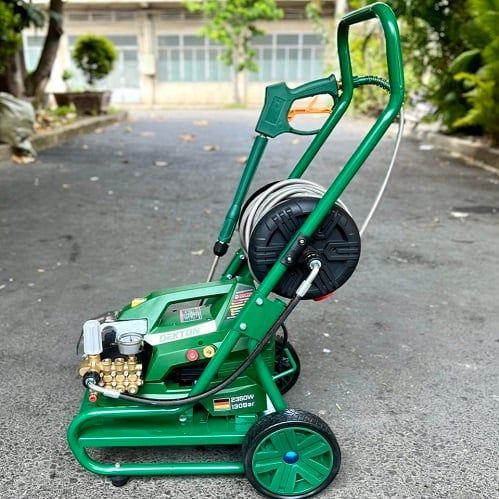 2350W Rửa Xe Cao Áp Công Nghiệp DEKTON DK-HPW2350AFR