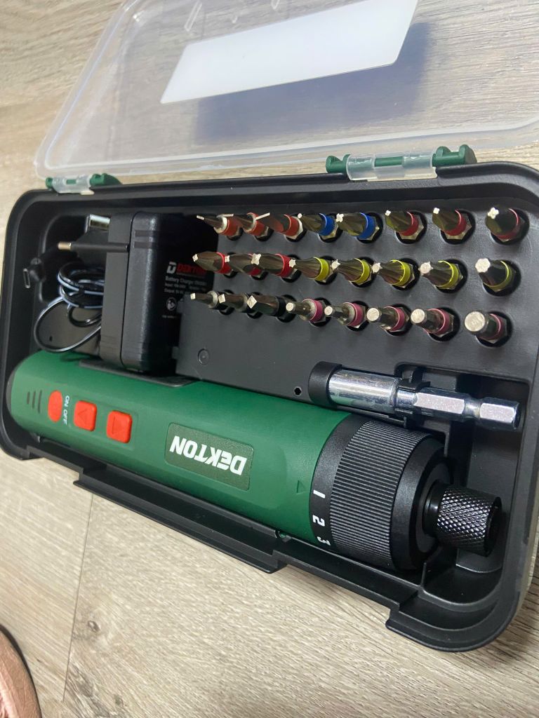 Máy vặn vít mini dùng pin 4V Dekton DK-VT08PLUS