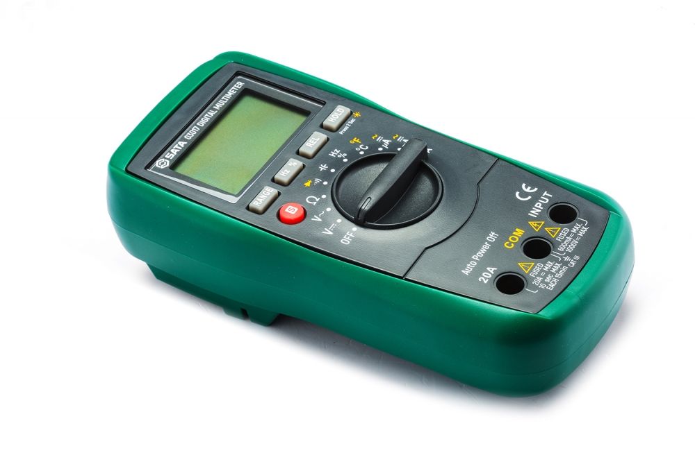 Đồng hồ vạn năng điện tử 20A đo nhiệt độ SATA 03017