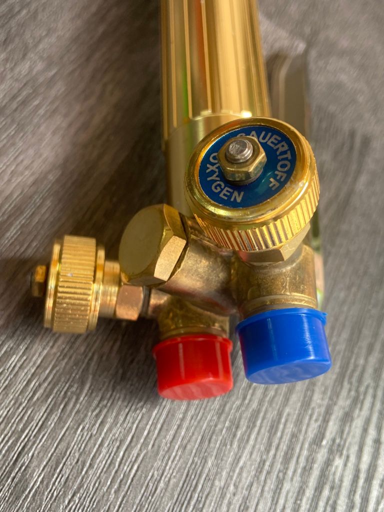 Đèn cắt gió đá Yamato G02-200