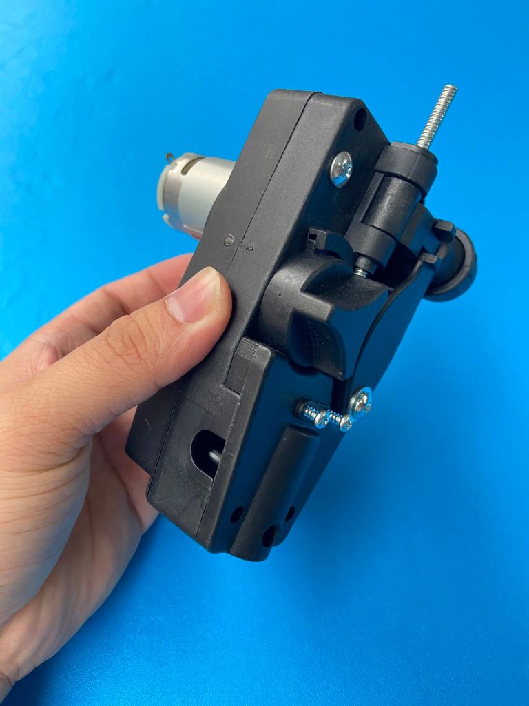 Bộ wire feeder mini 1KGSSJ 24V-0.8A, 0.8-1.0mm, tay cầm bên trái E002497 Hồng Ký