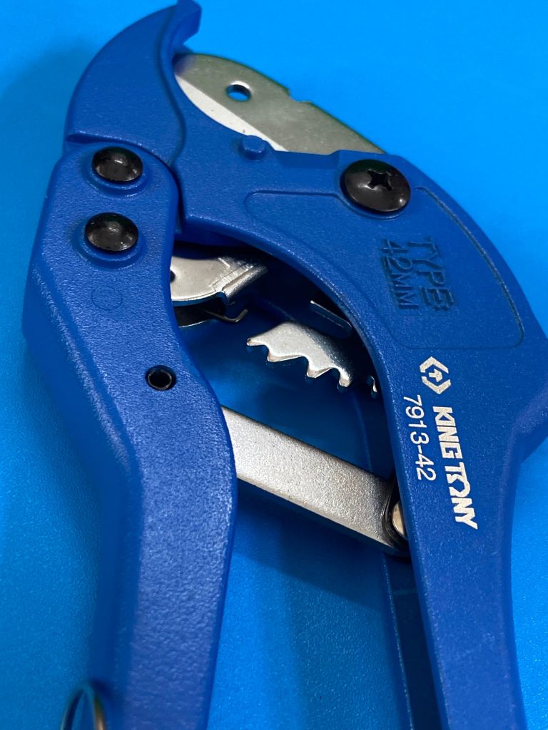 Kéo cắt ống nhựa Kingtony 42mm 7913-42