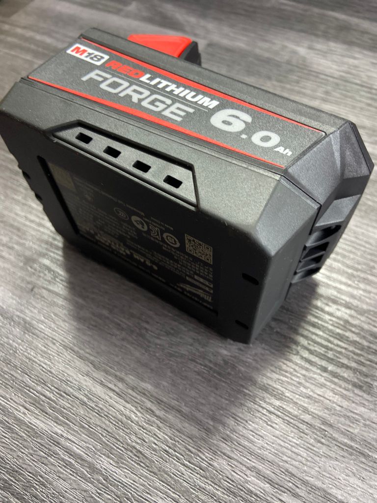 Pin 18V 6.0Ah F Milwaukee M18FB6 FORCE (dòng xả cao)