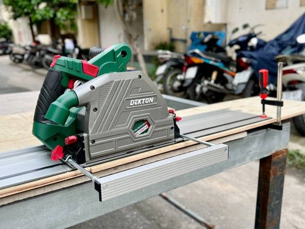 21V Máy cắt trượt 140mm DEKTON M21-CGT140BL