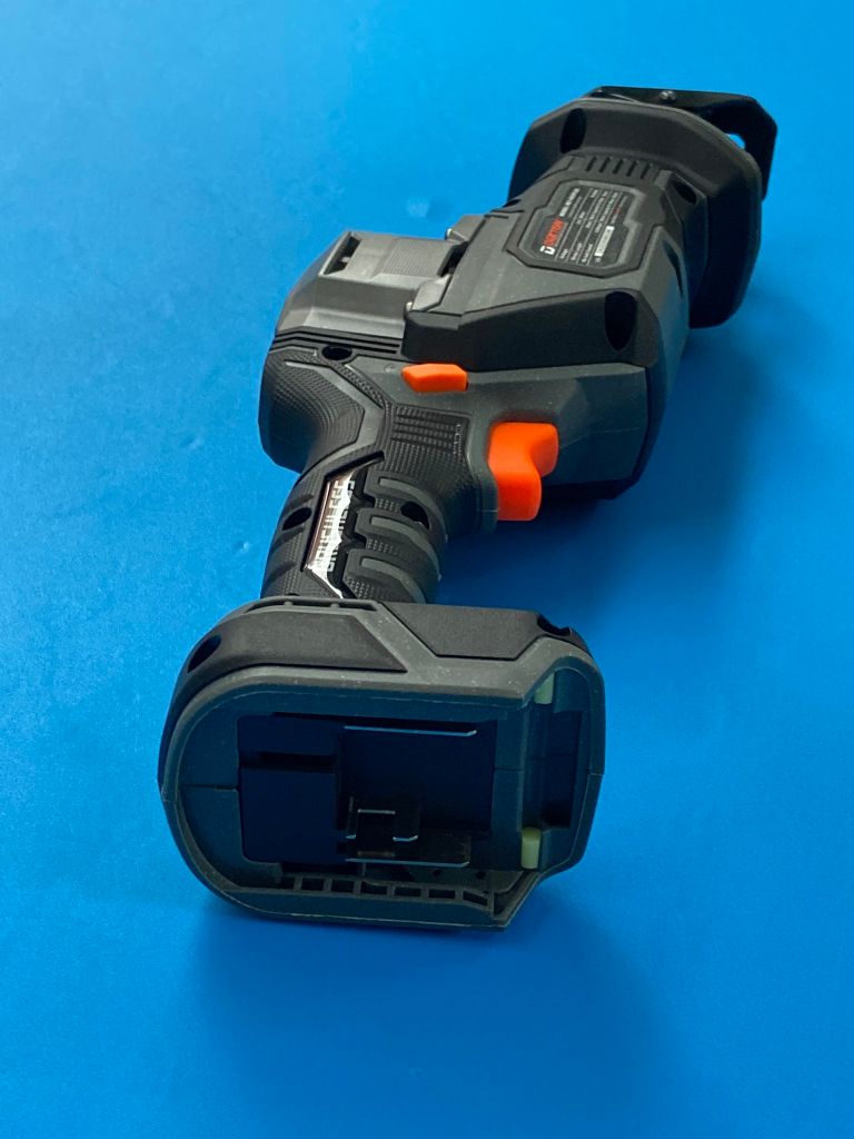 Cưa kiếm dùng pin Dekton M21-CK25PLUS