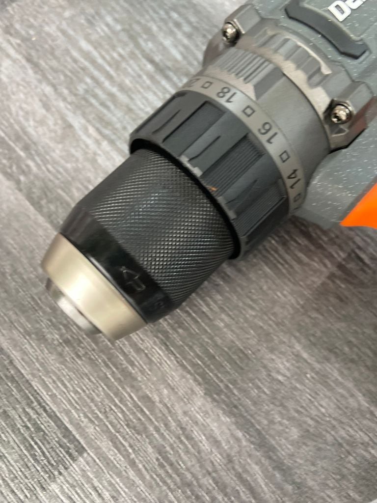 Thân máy khoan pin Dekton 90Nm M21-ID1390CP