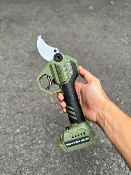 40mm / 21V - Kéo cắt cành 40mm DEKTON M21-MCC40XPRO