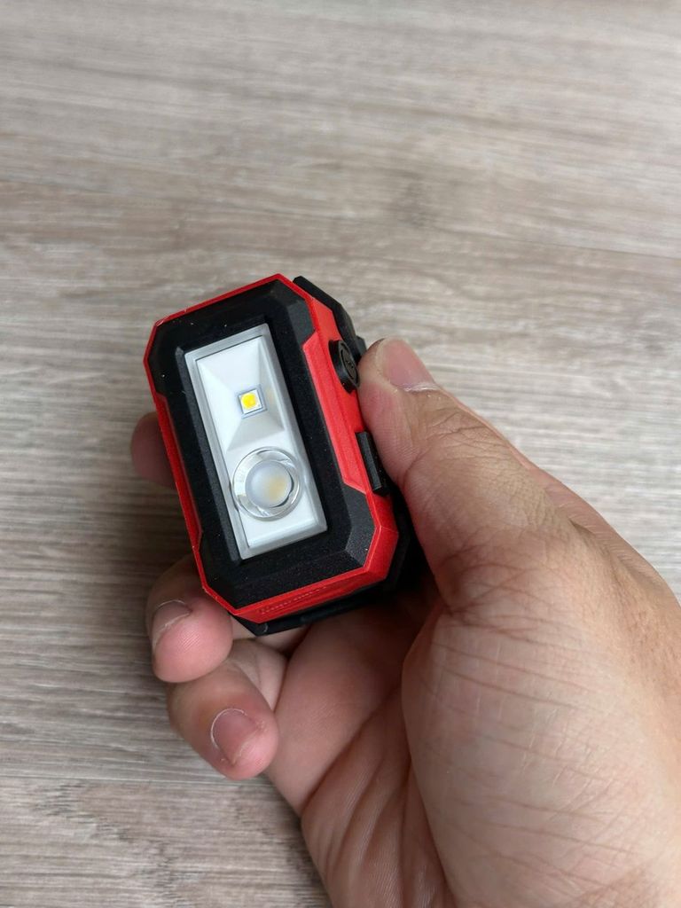 Đèn LED quấn đầu IR HL450 MILWAUKEE