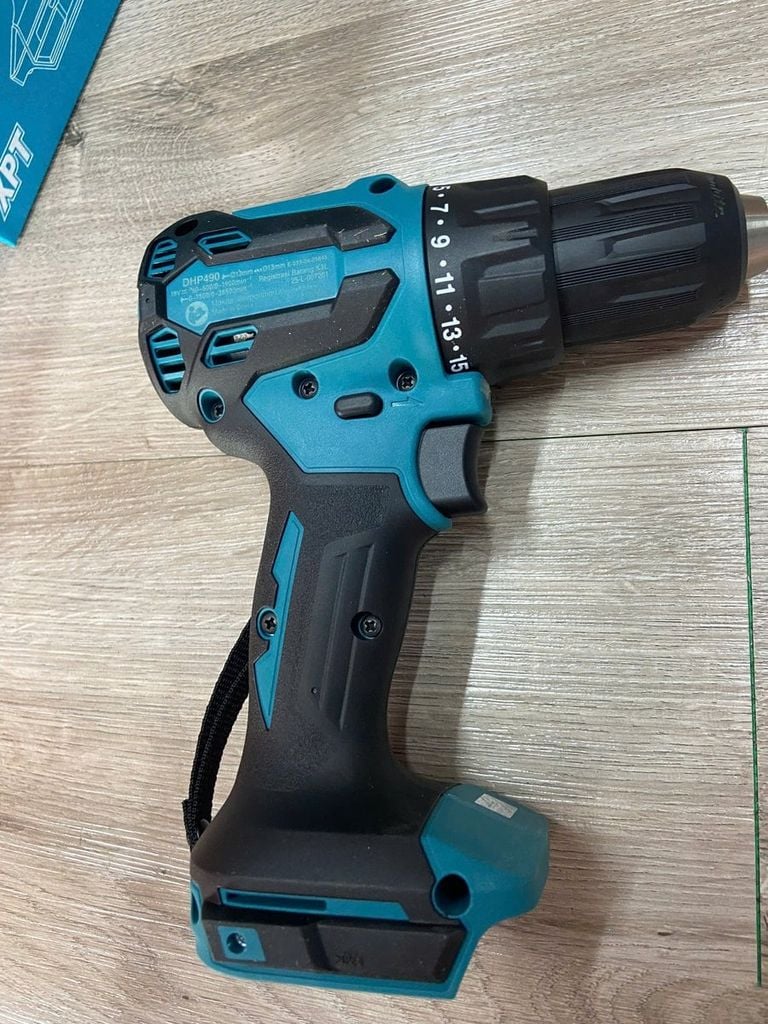 MÁY KHOAN BÚA, VẶN VÍT DÙNG PIN(BL)(18V) MAKITA MÁY DHP490Z