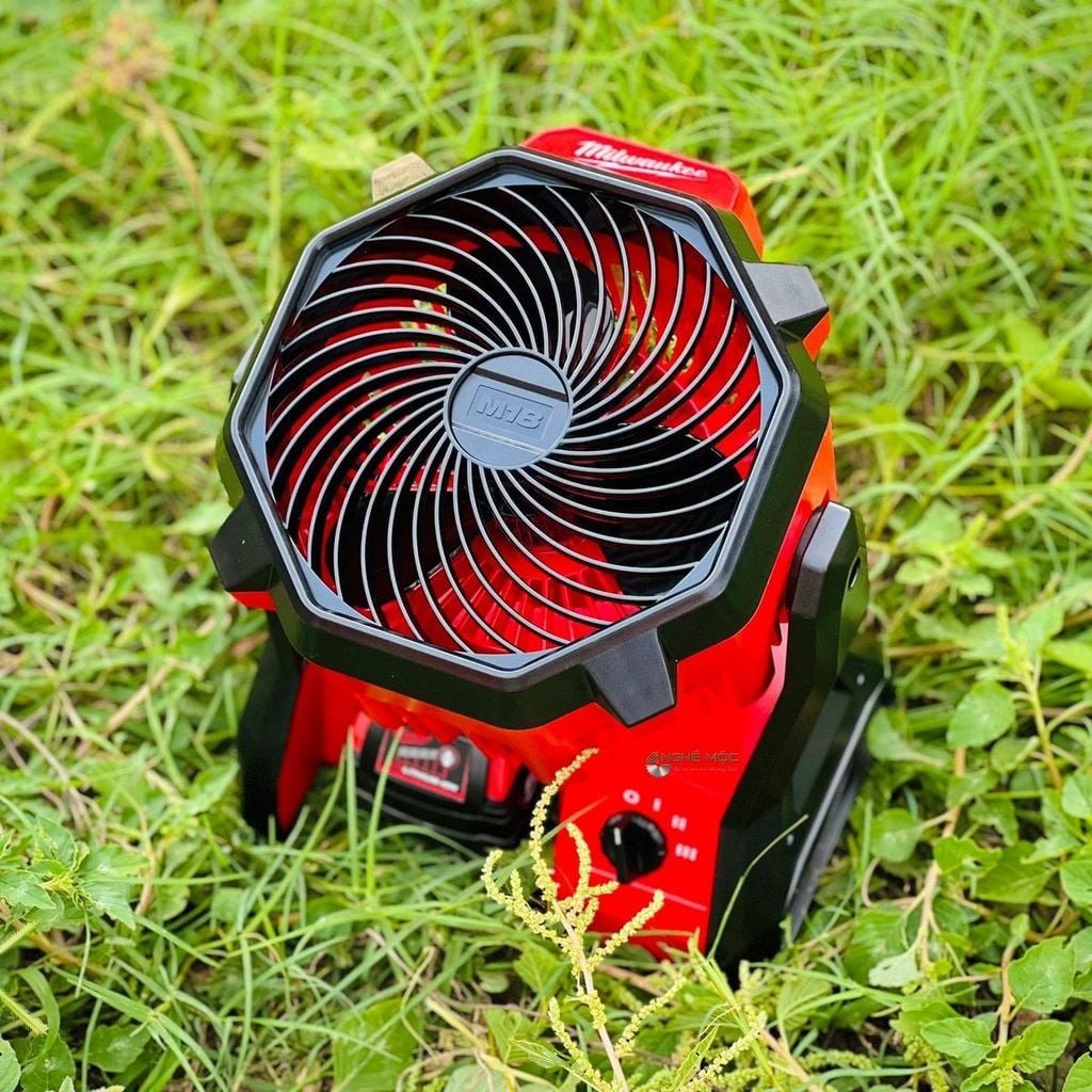 Quạt pin 550mph MILWAUKEE M18 AFG2-0
