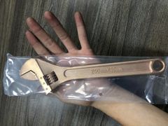 Mỏ lết chống cháy nổ 10inch SATA 31102