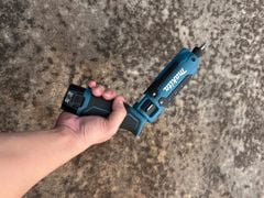 Máy vặn vít gập dùng pin Li-Ion 7.2V Makita TD023DZ