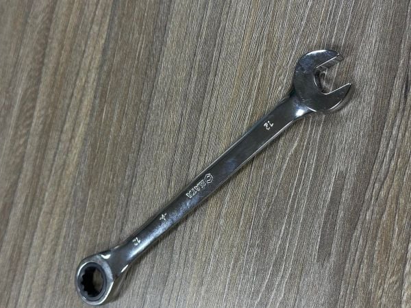 Cờ lê vòng miệng tự động 12mm SATA 43205