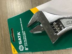 Mỏ lết thân ngắn 8inch SATA 47233