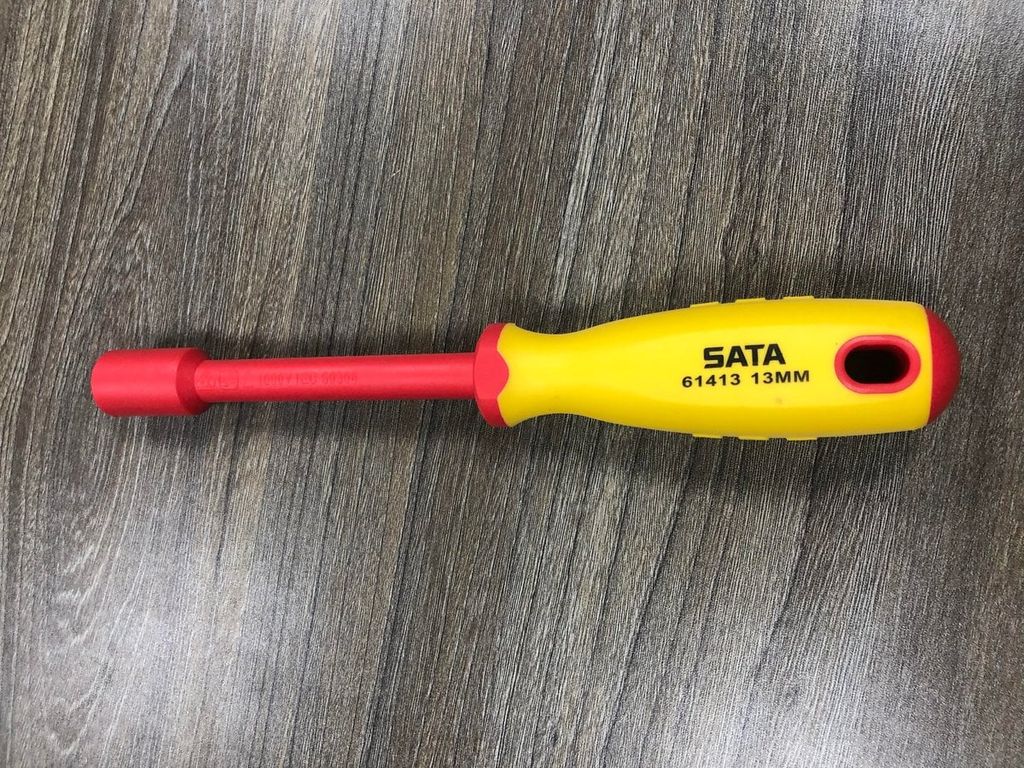 Tua vít đai ốc cách điện 13*125mm SATA 61413