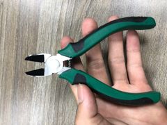 Kìm mũi cong 5 inch SATA 70221A