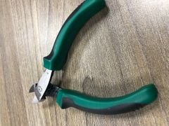 Kìm cắt mũi cong nhỏ H/L 5 inch SATA 70618A
