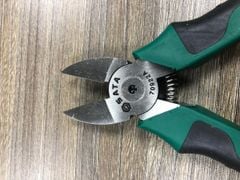 Kìm cắt ống nhựa 7inch SATA 70922A