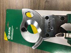 Kìm cắt cáp nhông 240mm SATA 72511