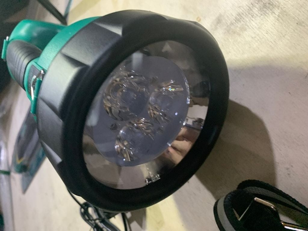 Đèn chiếu sáng SATA 90708A