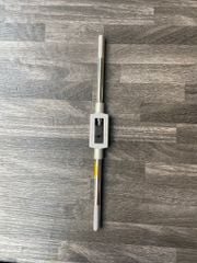 M6-M20 Tay quay taro SKC