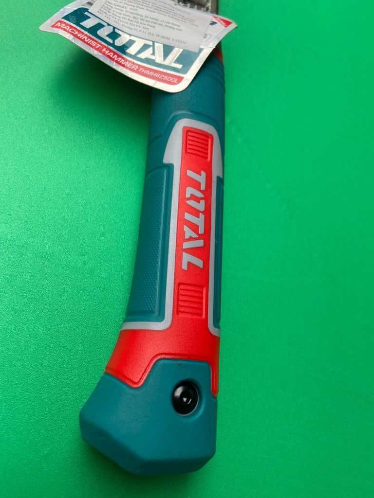 Búa đinh đầu dẹp & vuông 500g TOTAL ĐỒ NGHỀ THMH62500L