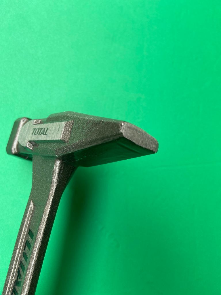 Búa đinh đầu dẹp & vuông 500g TOTAL ĐỒ NGHỀ THMH62500L