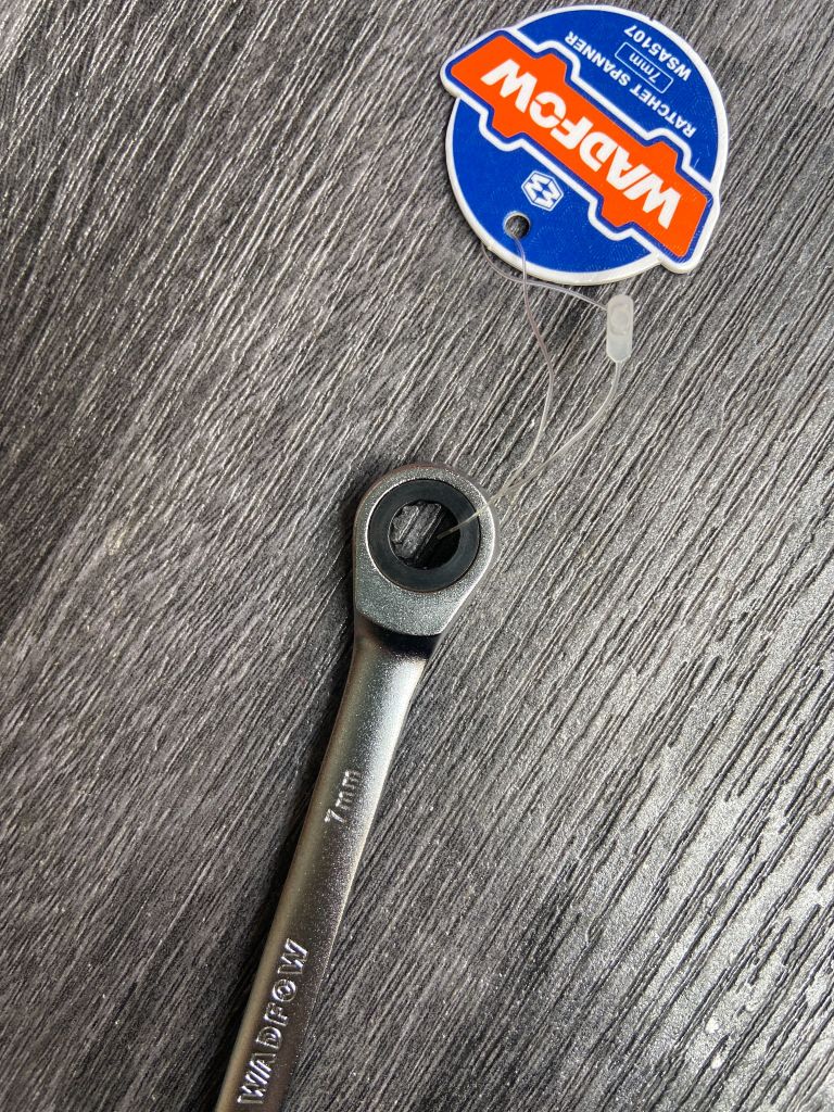 Cờ lê vòng miệng tự động 7mm Wadfow WSA5107