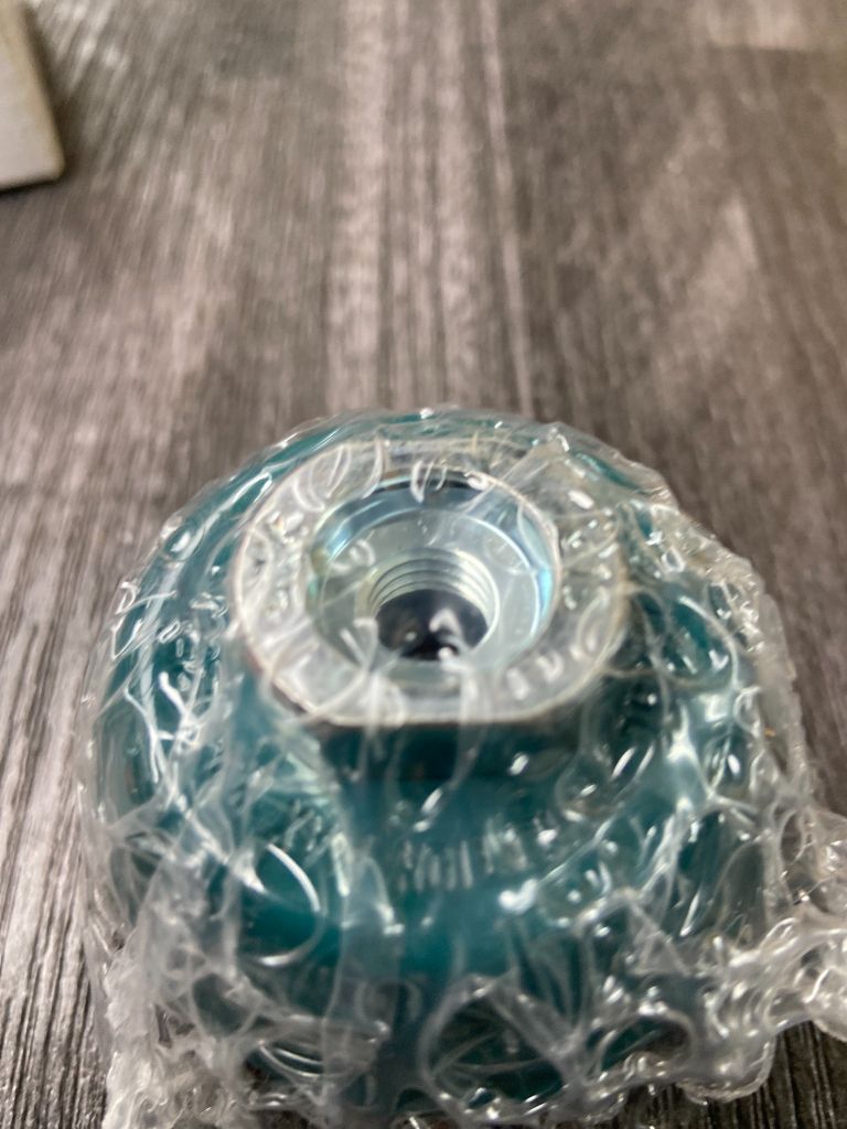 Chén cước đánh gỉ Makita D-24066