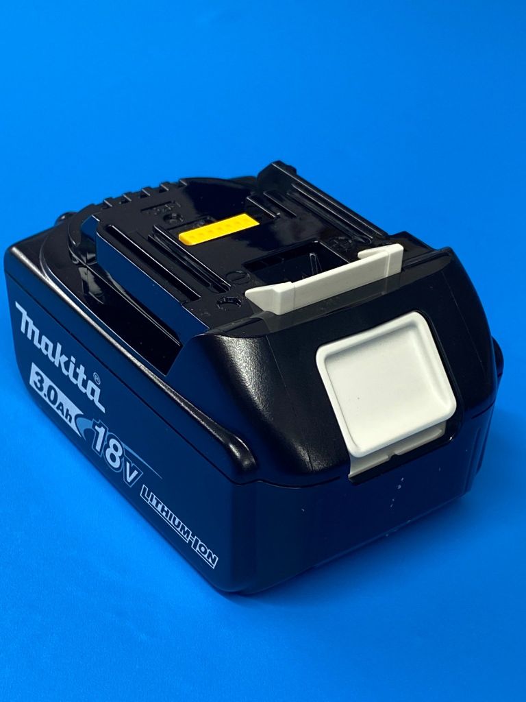 18V Pin Lion 3Ah BL1830B Makita 632G12-3