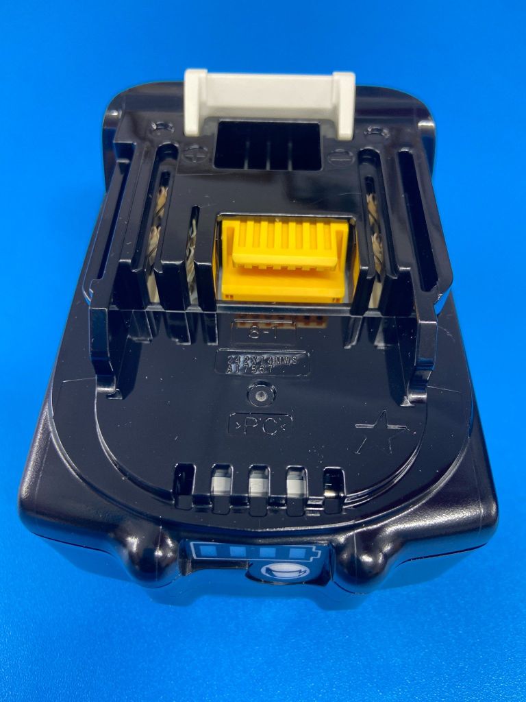 18V Pin Lion 3Ah BL1830B Makita 632G12-3