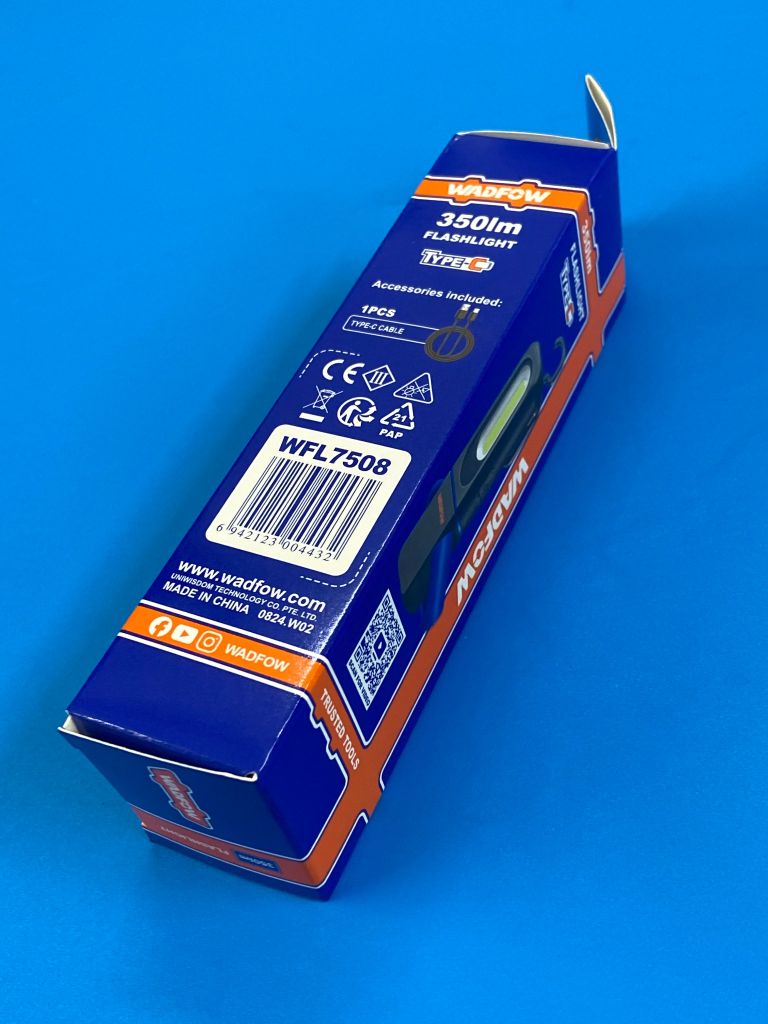 Đèn pin 320Lm Wadfow WFL7508