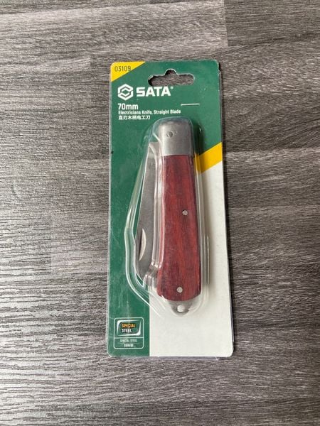 Dao tuốt dây điện lưỡi thẳng SATA 03109