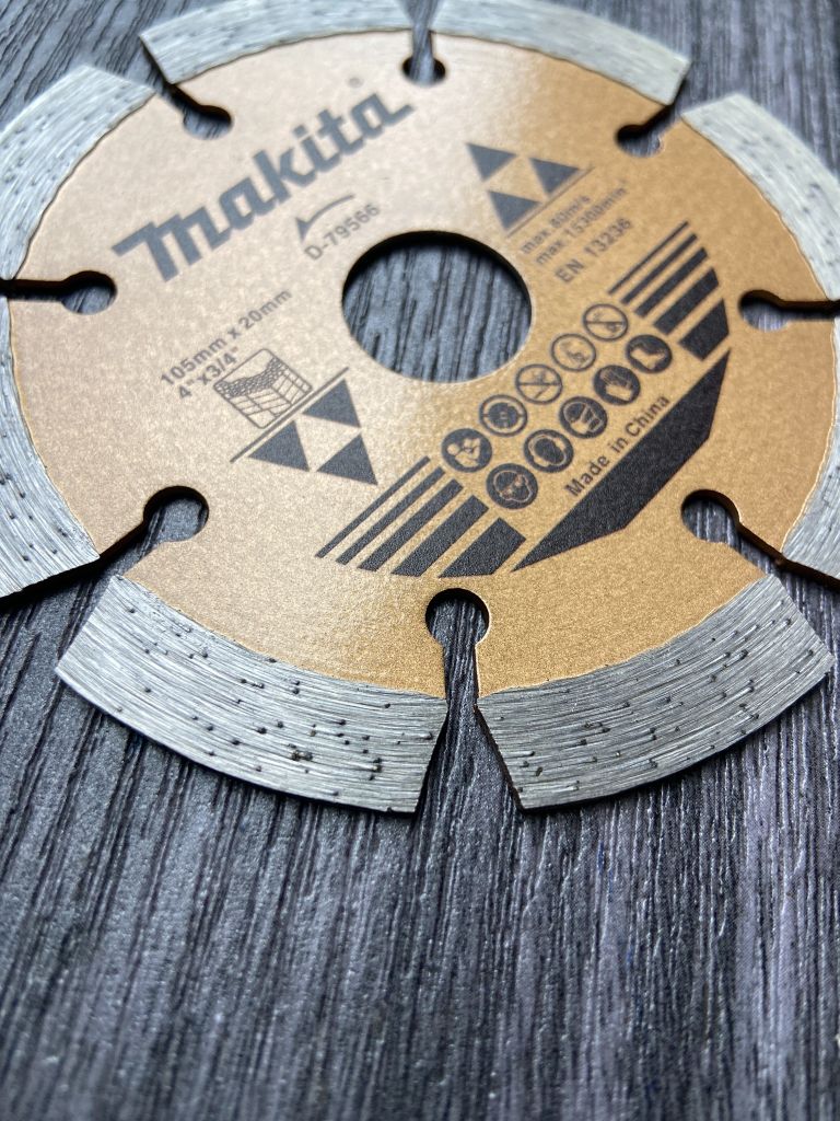 LƯỠI CẮT KIM CƯƠNG CHO BÊ TÔNG 105MMX20MM Makita D-79566