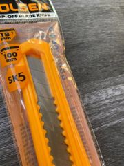 Dao rọc giấy Tolsen 30081 18 x 100 mm (Vàng)