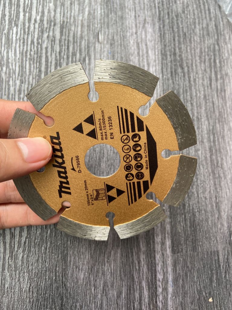 LƯỠI CẮT KIM CƯƠNG CHO BÊ TÔNG 105MMX20MM Makita D-79566