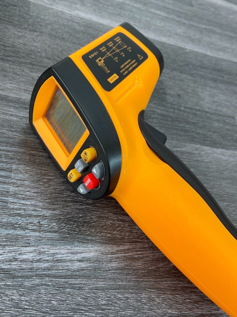 Súng đo nhiệt độ bằng tia hồng ngoại ACC-900
