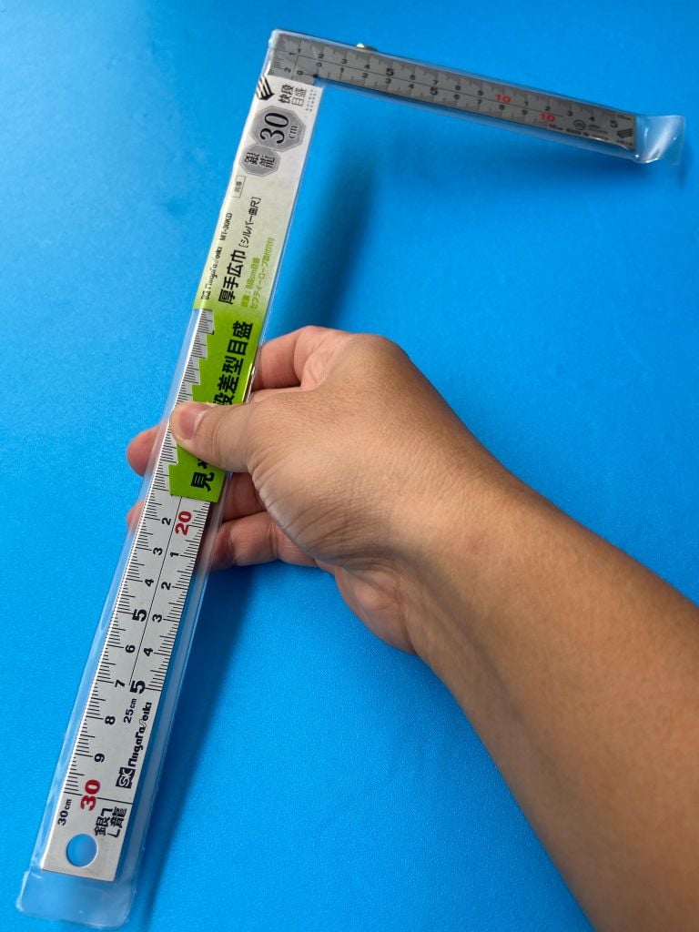 Thước Eke vuông Niigata MT-60KD