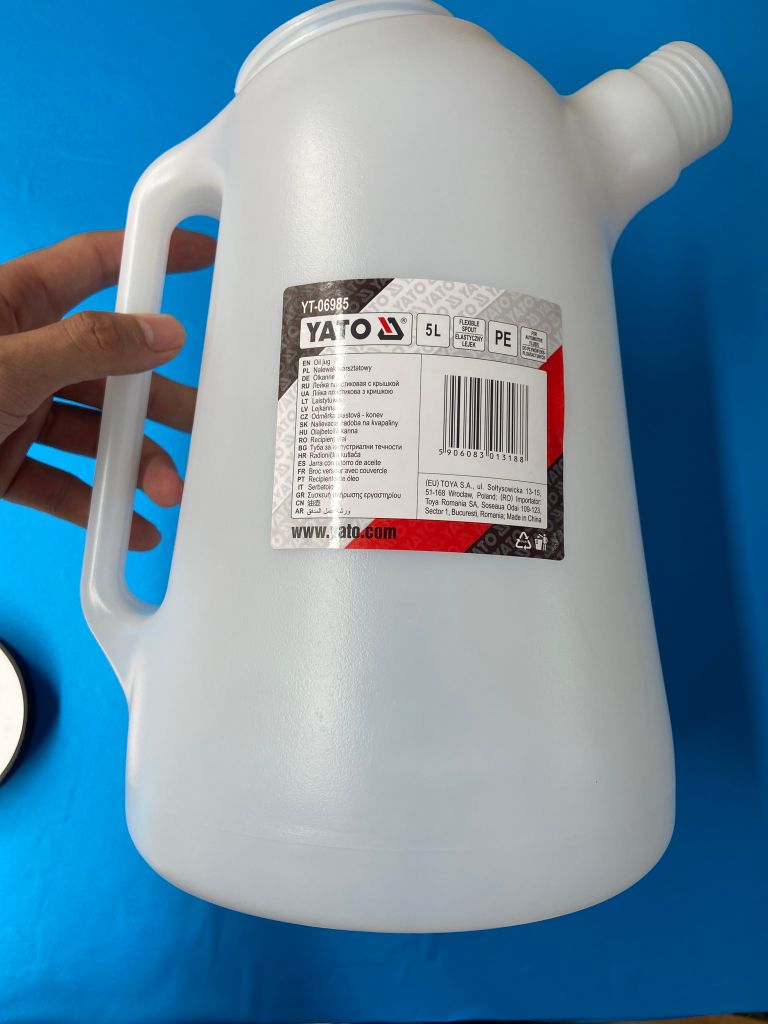 Bình đựng nhớt 5L có vòi rót Yato YT-06985