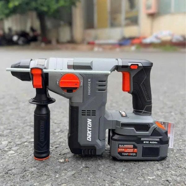 4.5J Máy khoan đục 3 chức năng Dekton M21-RH3202PRO