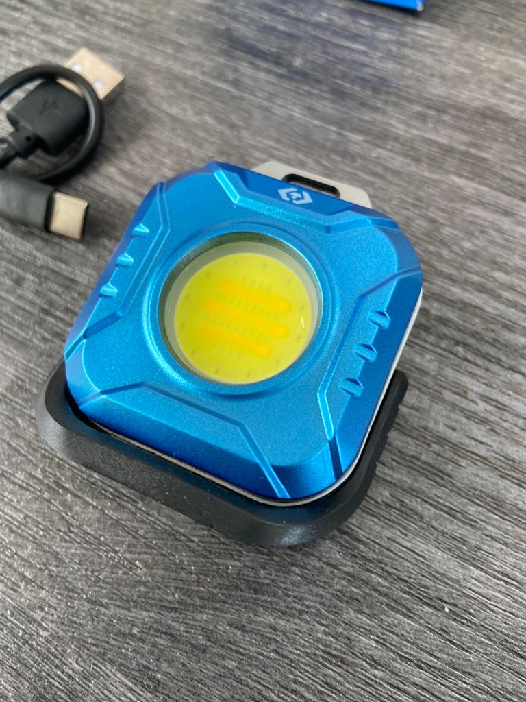 Đèn làm việc mini nhỏ gọn (150 Lumen) Kingtony ZS20A