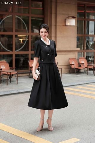 Chân váy xoè xếp ly to