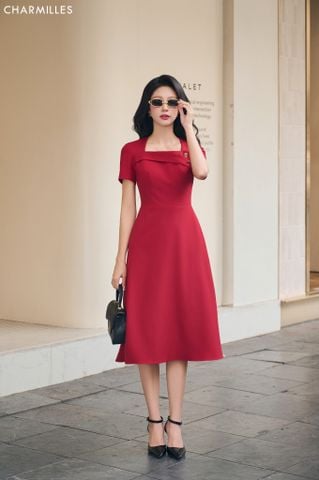 Đầm cổ vuông, phối 2 khuy
