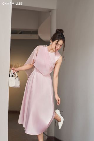 Đầm xoè phủ vai