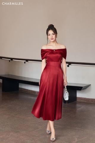 Đầm xoè trễ vai