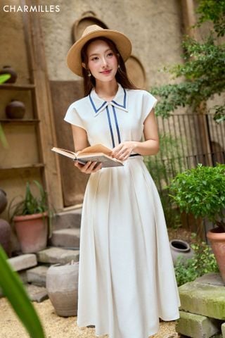 Đầm cổ đức viền đen